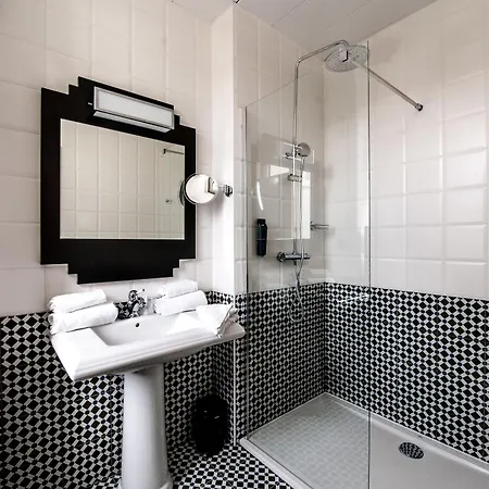 Western Journel Juan-les-pins 3* Antibes