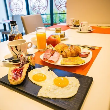 מלון Western Journel Juan-les-pins אנטיב