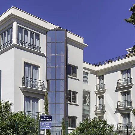 Best Western Journel Hotel Antibes-Juan-Les-Pins Отель Антиб