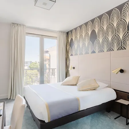 Отель Best Western Journel Hotel Antibes-Juan-Les-Pins