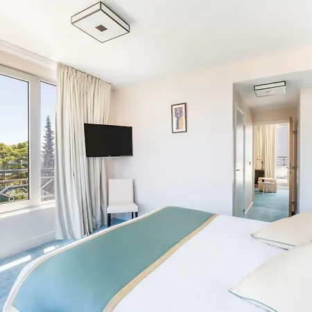 Western Journel Juan-les-pins 3*