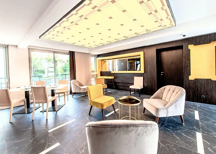 Western Journel Juan-les-pins 3*