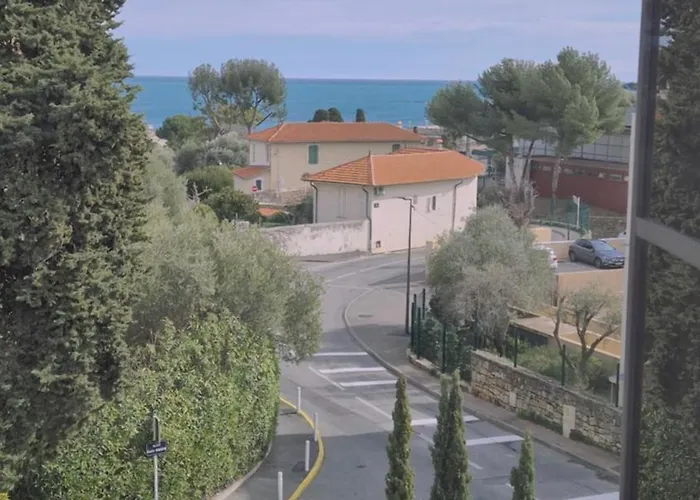 Western Journel Juan-les-pins 酒店