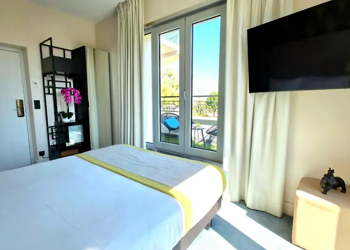Western Journel Juan-les-pins 3* Αντίμπ